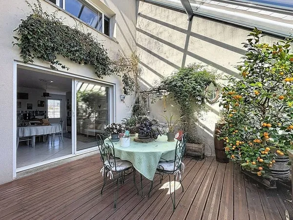 Maison 6 pièces 174 m²