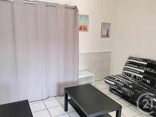 Studio 1 pièce 22 m²