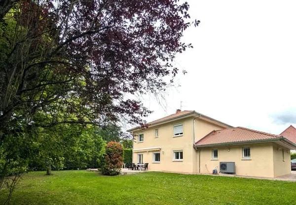Maison Prevessin Moens 6 pièce(s) 144 m2 terrain 1040 m2