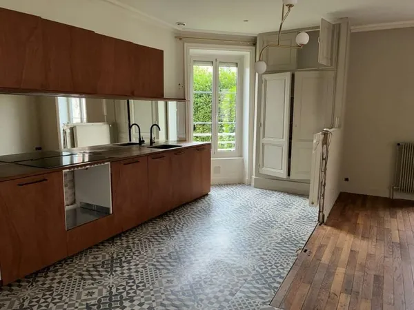 MAISON MACON - 4 pièces - 80.50 m2