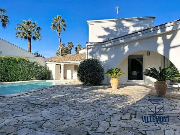 Villa avec piscine et studio indépendant