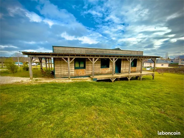 Maison Moderne 4 pièces - 85m² - Vue Sancy - Énergie ~1 000/an - Eygurande (19)