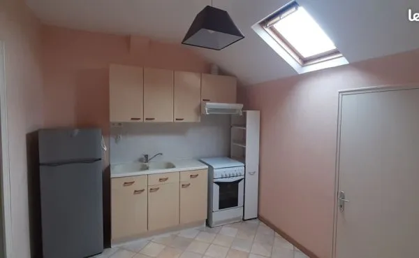 T1 bis avec cuisine séparée