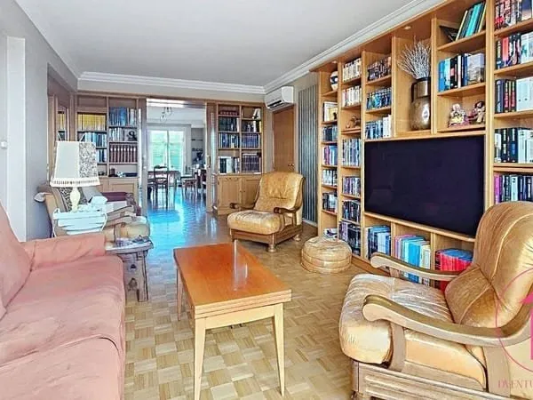 Appartement 5 pièces 155 m²