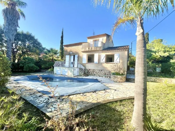 Villa 6 pièces 118 m²