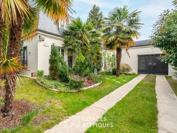 Demeure de style mansard avec jardin aux accents méditerranéens
