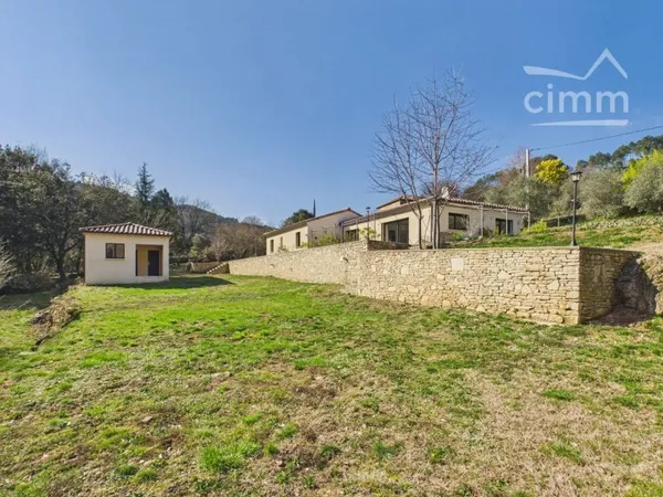 Villa recente au calme avec jolie vue - 4 chambres