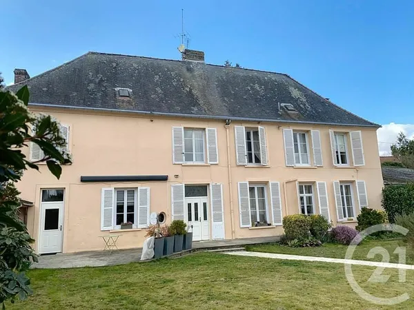 Maison 6 pièces 325 m²