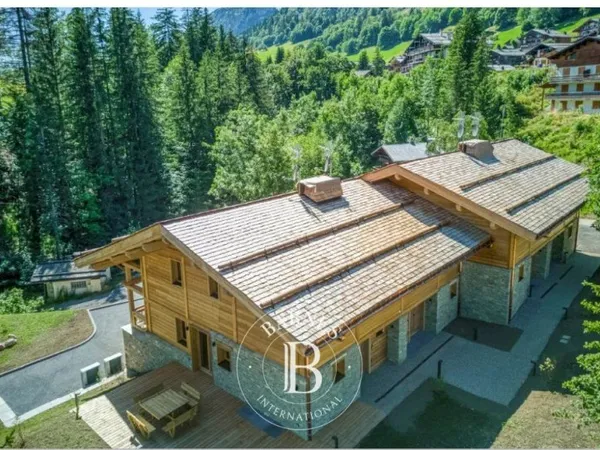 BARNES ARAVIS - LE GRAND-BORNAND - APPARTEMENT TRIPLEX NEUF