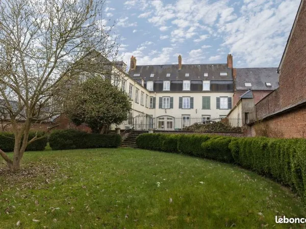 Immeuble 300 m²