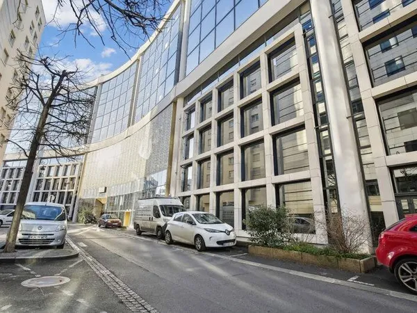Bureaux 5372 m²