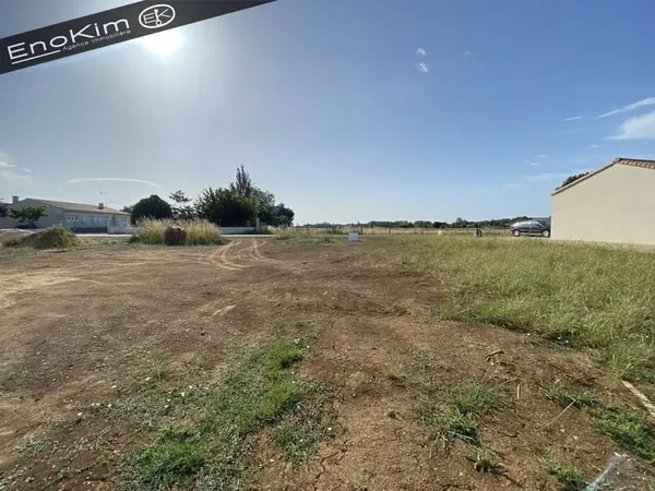 Terrain constructible 331 m²