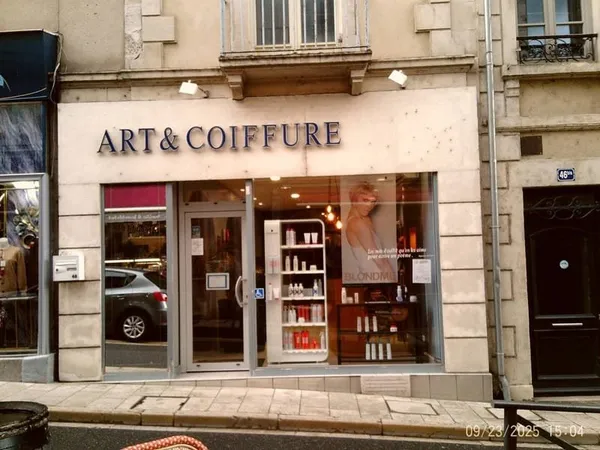 Local commercial 102 m²