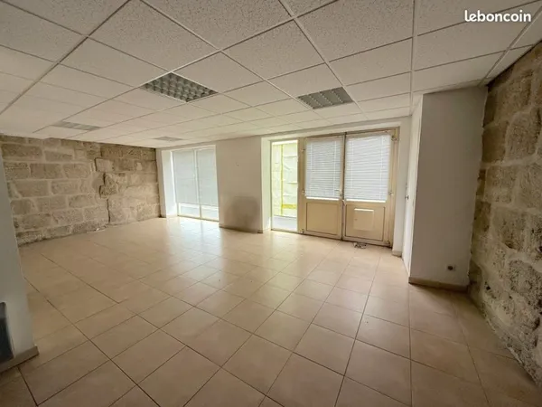 Local commercial 62 m² Brive-la-Gaillarde