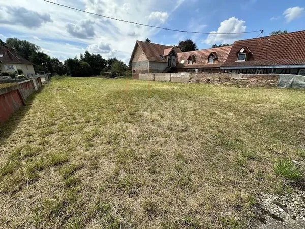 Terrain 1643 m²