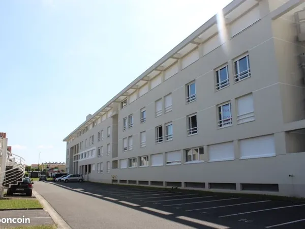 Appartement Location Pau 1p 19m² 380€