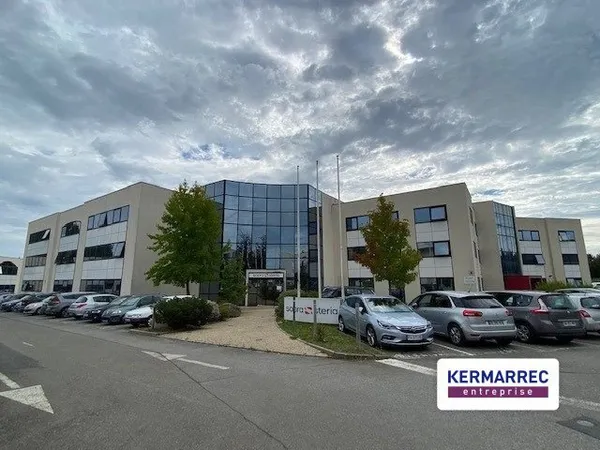 Bureaux 1455 m²