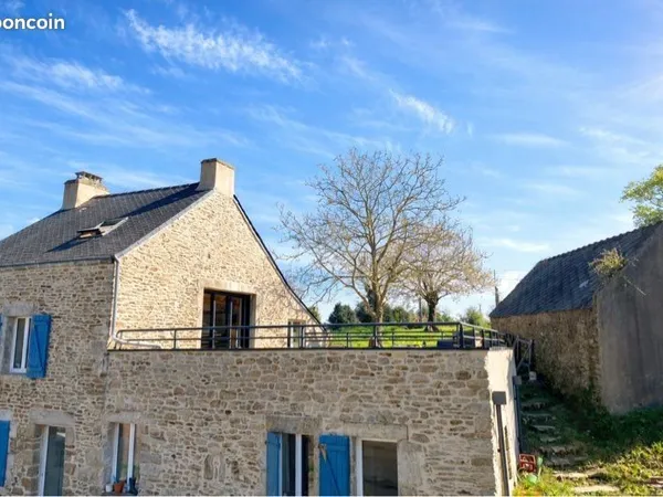 Maison en pierre rénovée