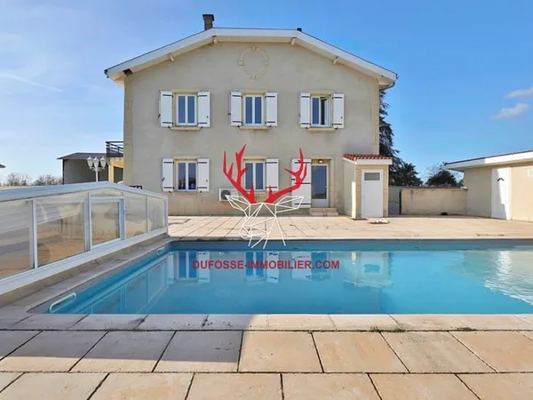 Propriété Saint Georges D Esperanche 10 pièce(s) 270 m2