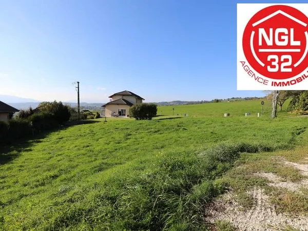 Terrain Constructible 700 m² Idéal pour Votre Projet de Rêve