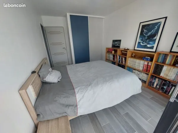 Chambre en colocation dans maison