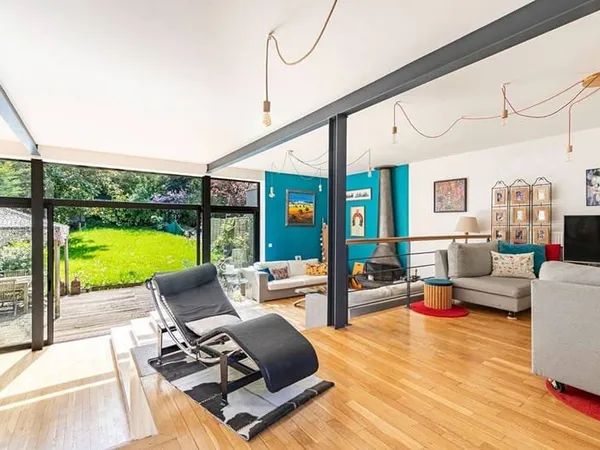 Maison 8 pièces 200 m²
