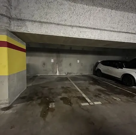 Parking 10 m²