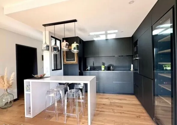 Appartement de Type 3 de 62 m2 entièrement rénové à ST-JEAN