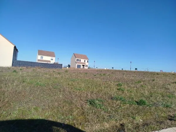 Terrain 300 m²