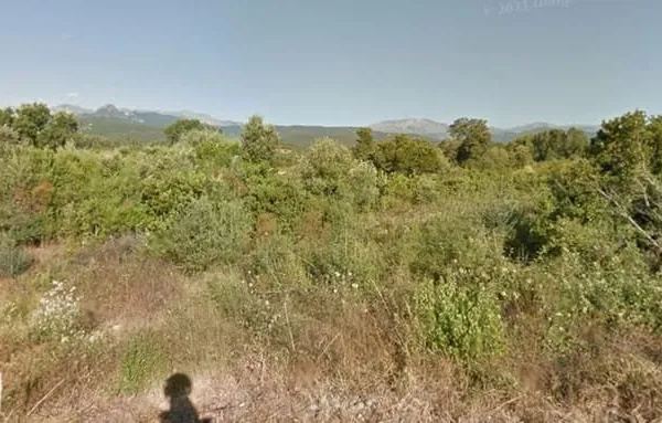 Terrain 11000 m²