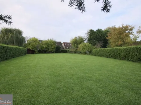 Terrain 890 m²