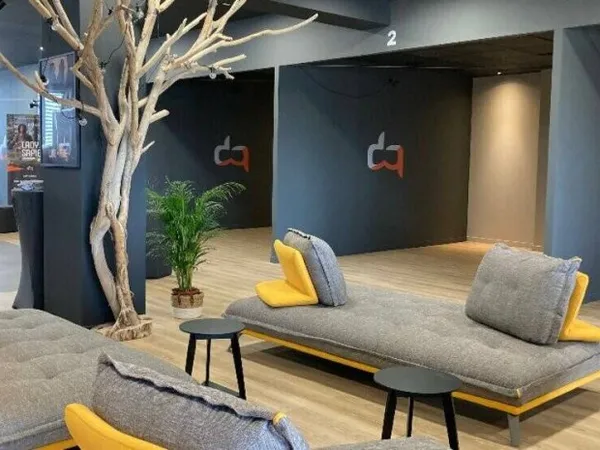 Local commercial 450 m²