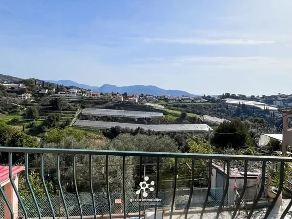 NICE - ST PANCRACE - MAISON - VENTE A TERME
