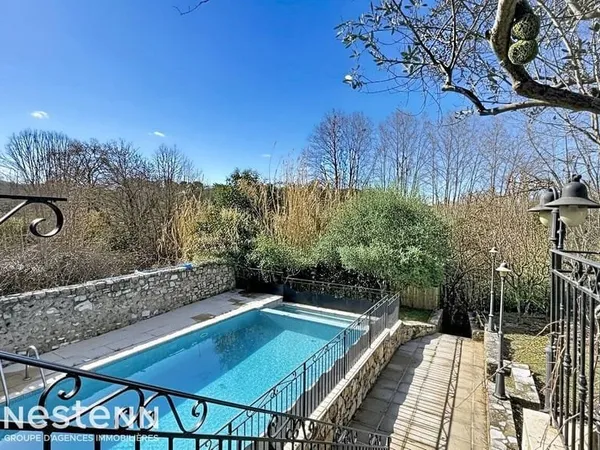 Maison 5 pièces 150 m²