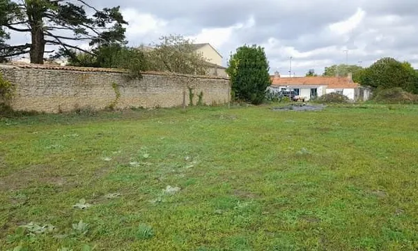 Terrain 1277 m²