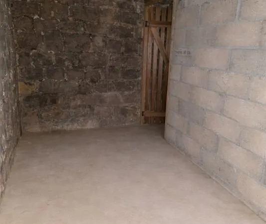 Cave à louer 7.4m2