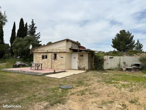 Terres agricoles avec maisonnette à rénover