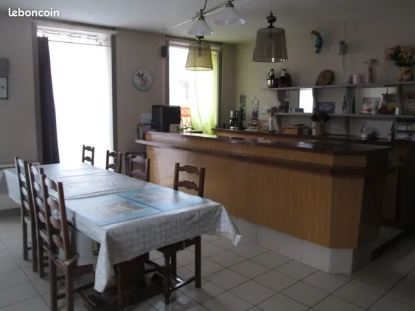 Maison 260m2 ancien hotel/restaurant