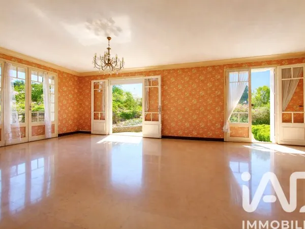 Maison 6 pièces 140 m²