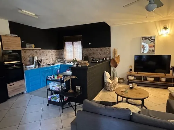 Maison 4 pièces 200 m²