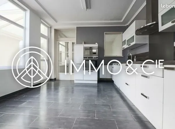 Maison 5 pièces 130 m²