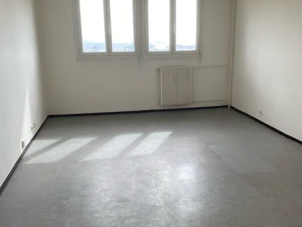 Appartement Location Marseille 1p 38m² 550€
