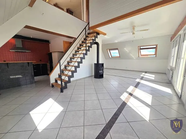 BLOTZHEIM AVEC VUE DÉGAGÉE GRAND 2/3 PIÈCES EN DUPLEX DE 74