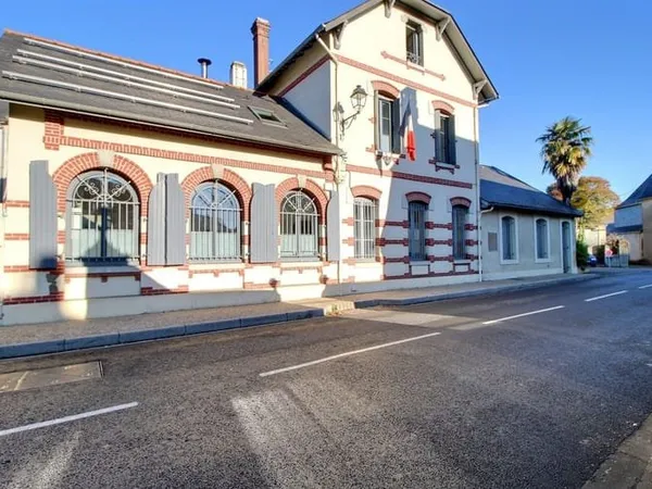 Maison 4 pièces 222 m²