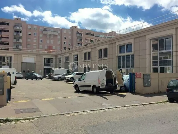 Bureau 545 m²