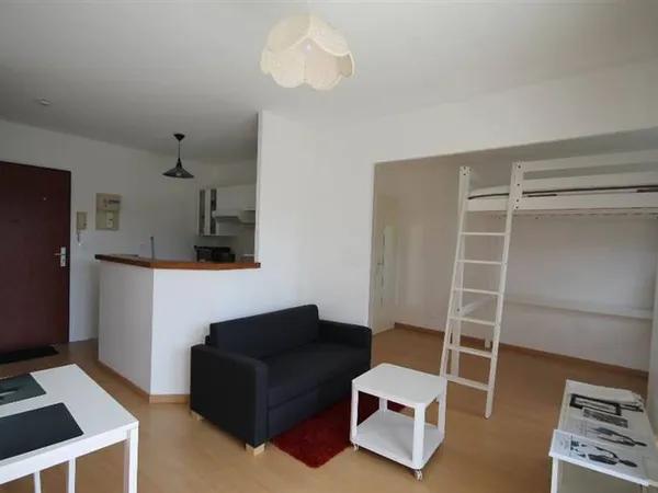 Studio 1 pièce 25 m²
