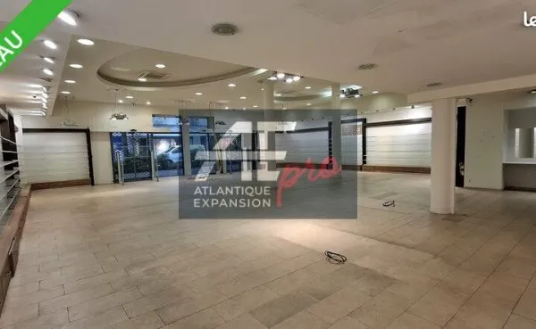 Local commercial 328 m² SAINT NAZAIRE