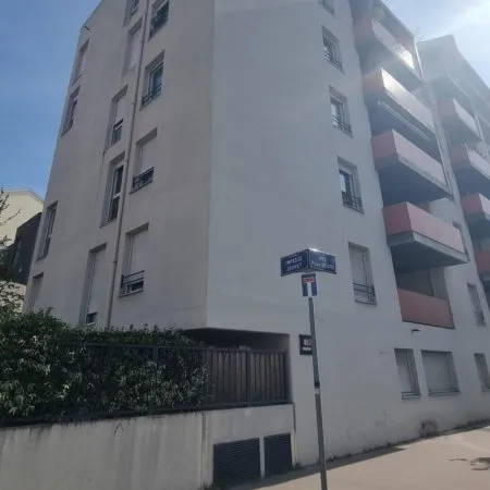 T2 LYON 8ème