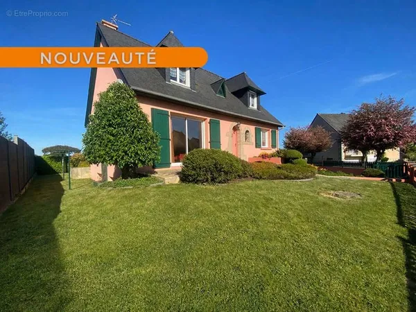 Maison Bedee 5 pièce(s) 135 m2