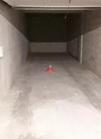 GARAGE EN SOUS-SOL - CALUIRE